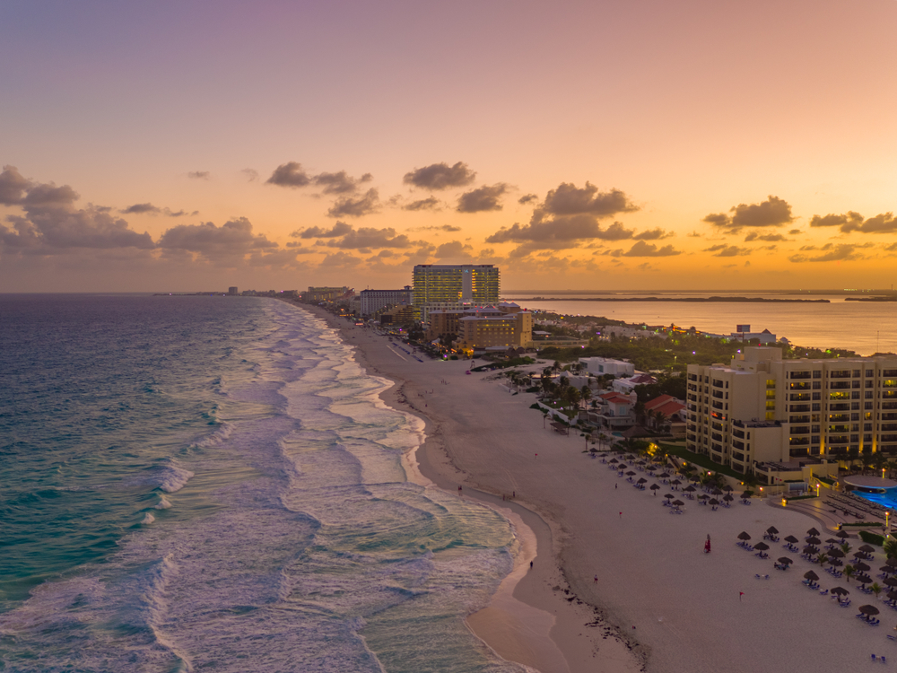 where are the best sunsets in cancun