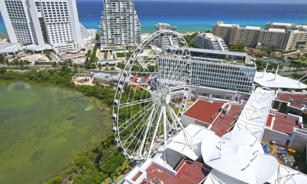 cancun ferris wheel 3